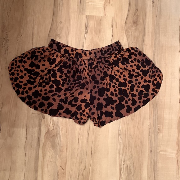 Vans leopard 🐆 print shorts medium - Picture 6 of 14